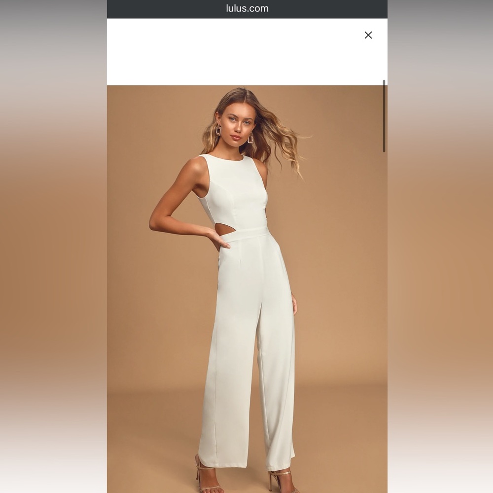 Lulu’s White XS jumpsuit (Moments to Remember White Sleeveless Wide Leg Cutout)